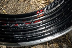Обід Remerx ENDURO PLUS RX 2030, 29, 622x30, 32 отв, FV, пістонований, чорний анод., E-Bike, безкам. - Зображення 3