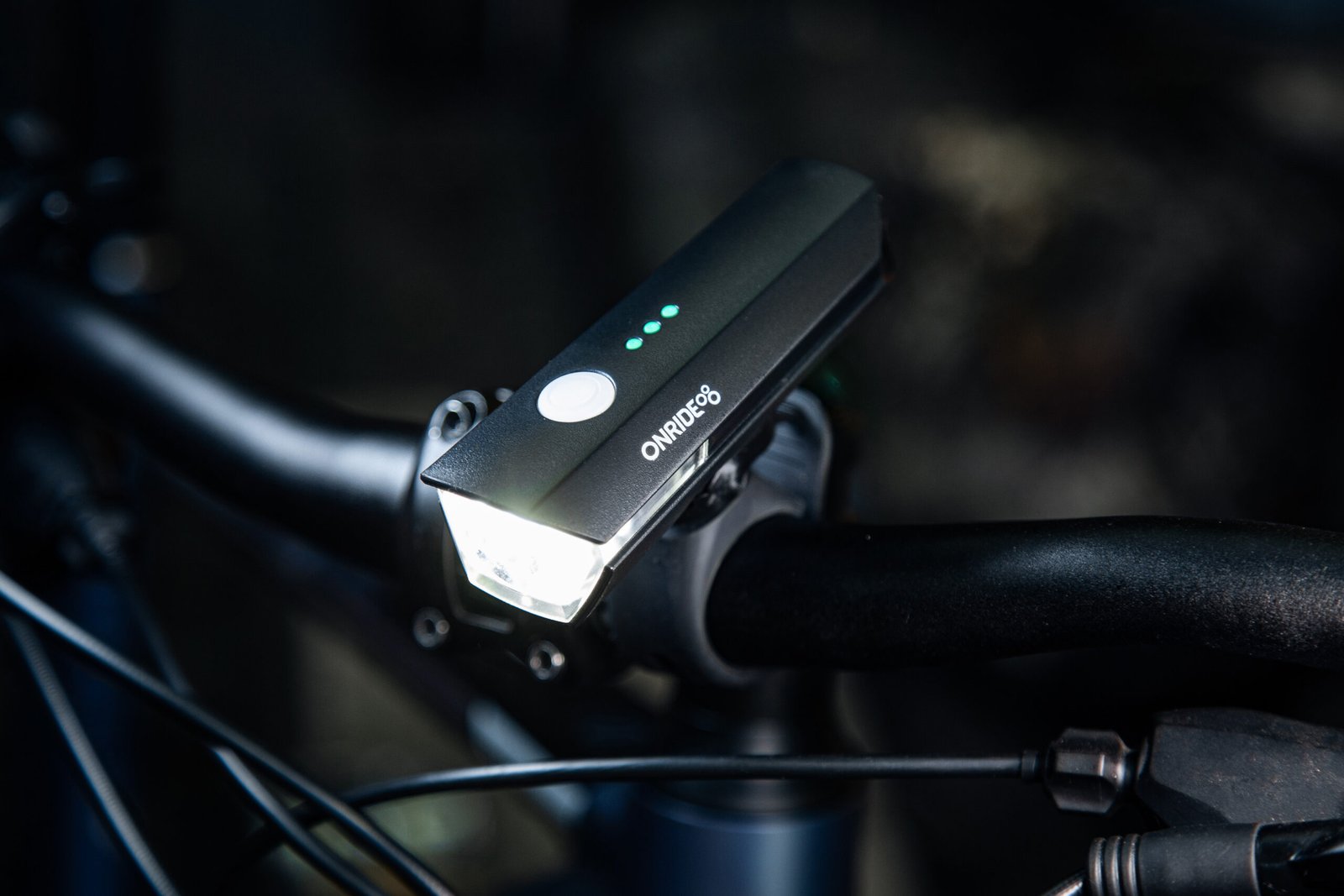 Велосипедна фара ONRIDE Rock 300 (300 lm, 1800 mAh, Type-C), пластикова - Зображення 2