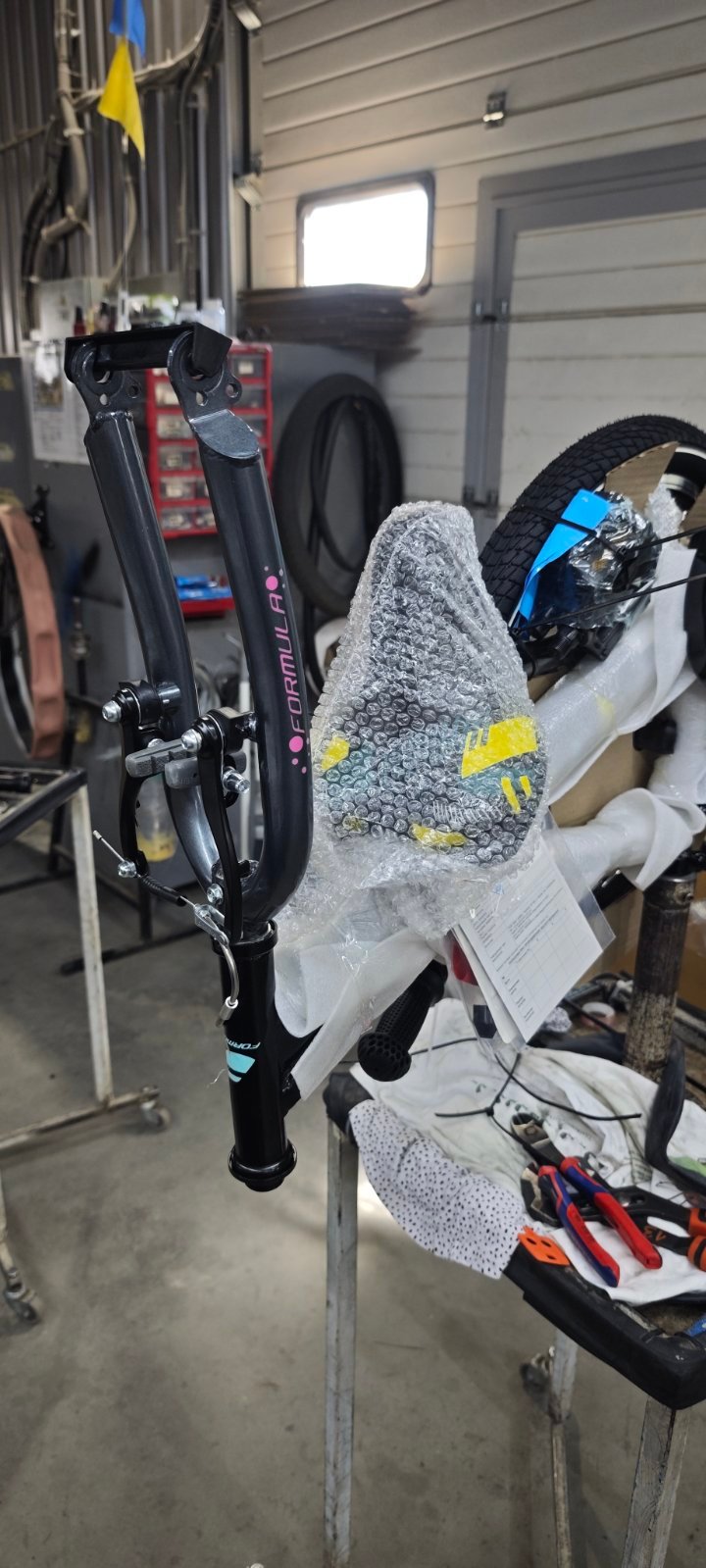Велосипед уцінений ST 20" Formula Kid RACE BH рама-10" чорний з жовтим 2026 - Зображення 2