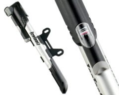 Мінінасос Ice Toolz A251 з манометром, 120psi/8.2bar, "розумний клапан" Presta/Schrader/Dunlop