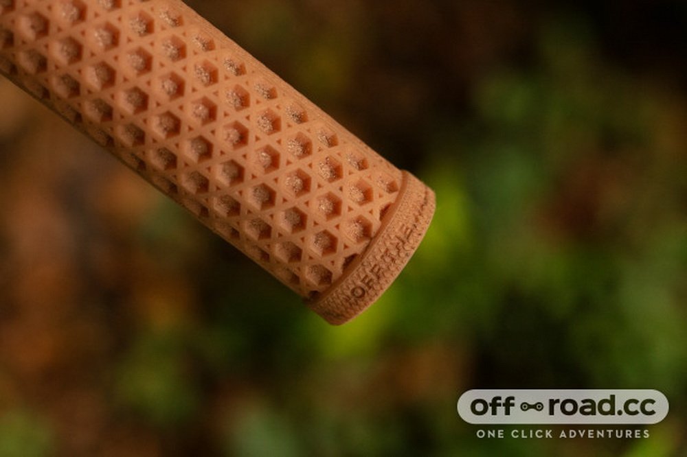 Грипси ODI Vans v2.1 Lock-On MTB Closed End 135mm Graphite/Gray Checker - Зображення 3