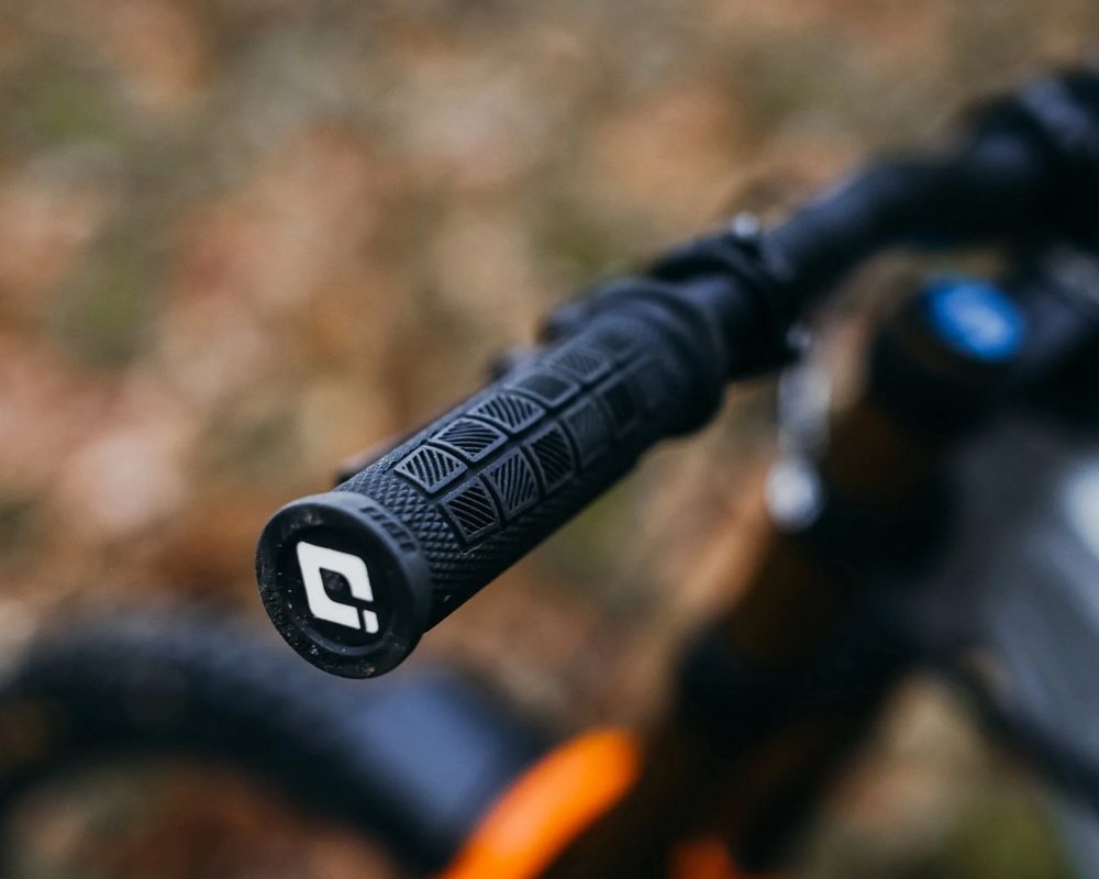 Грипси ODI Elite Pro, V2.1 Lock-On Yeti Edition - Зображення 5